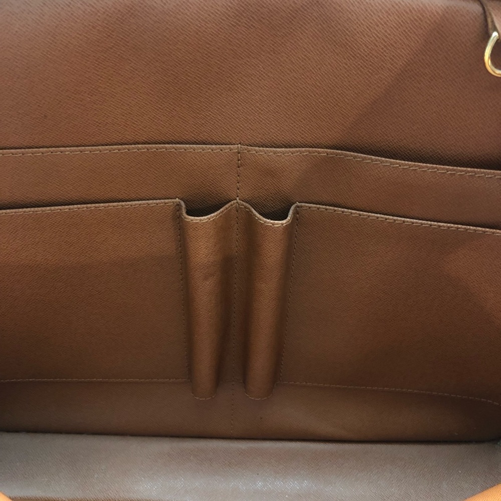 Louis Vuitton EPI briefcase - Picture 7 of 8